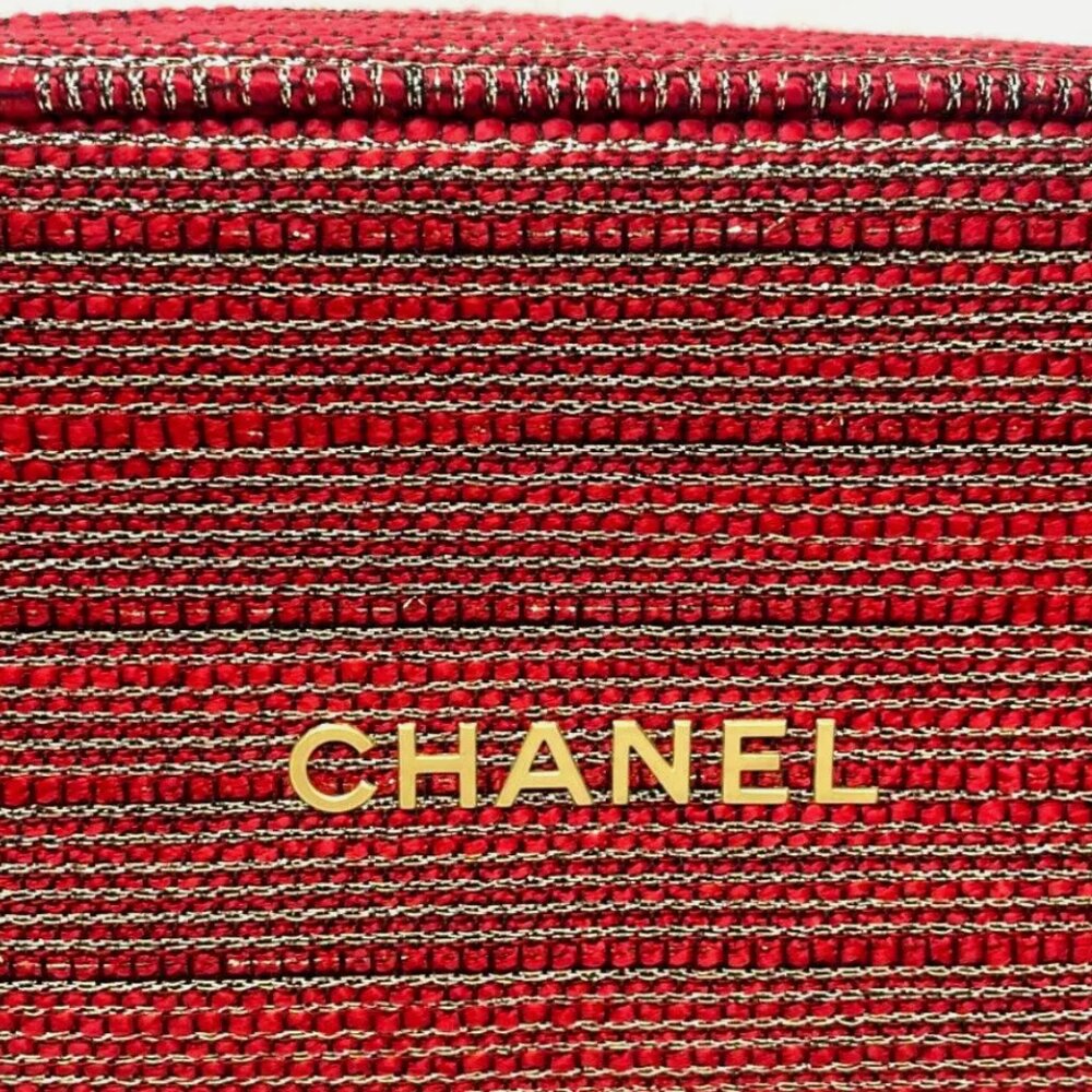 2 DAY SALE Chanel Holiday 2022 Red Tweed Shimmer Clutch Cosmetic Evening Bag New